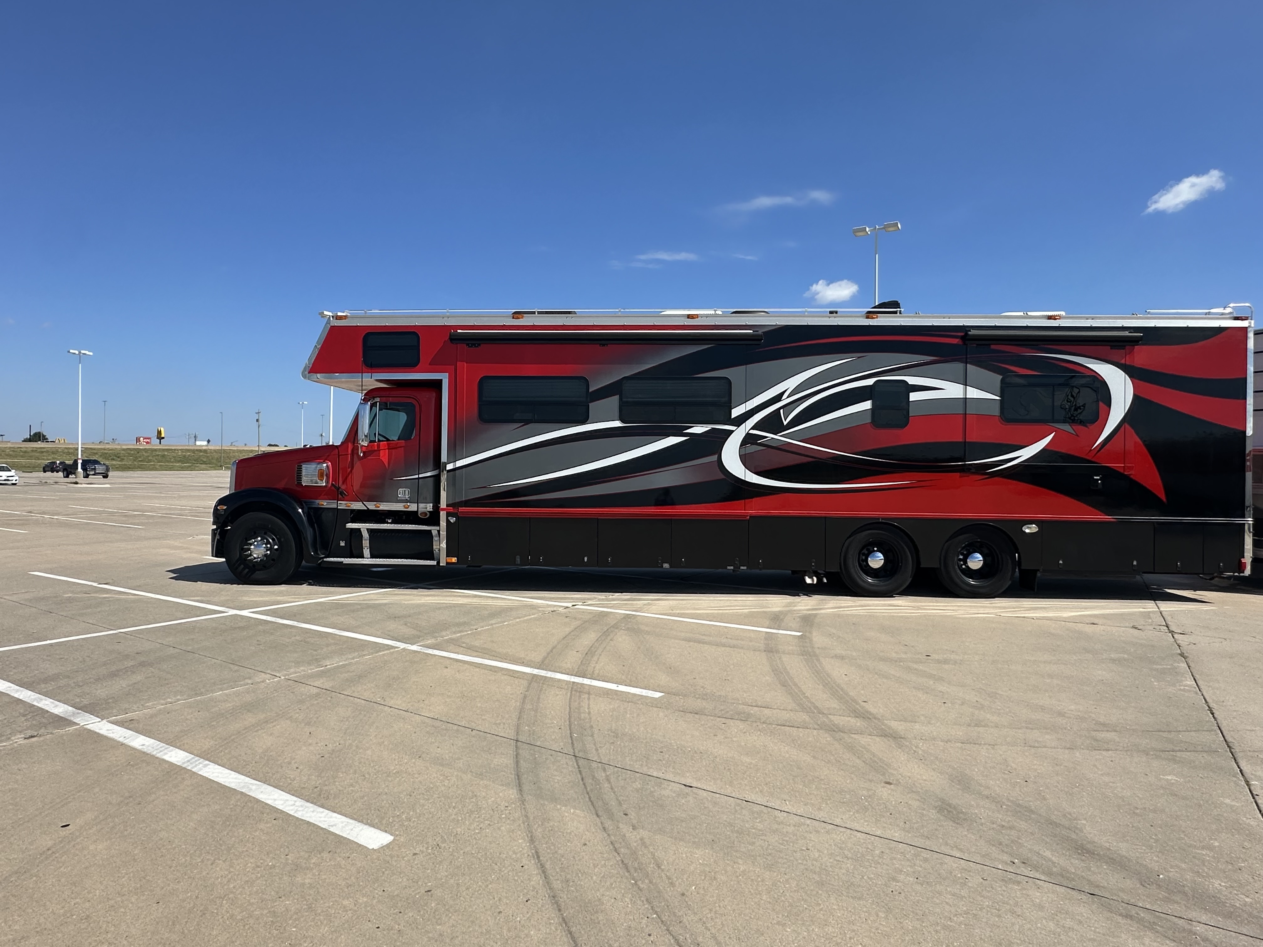 Used 2010 Renegade 45' Motorcoach